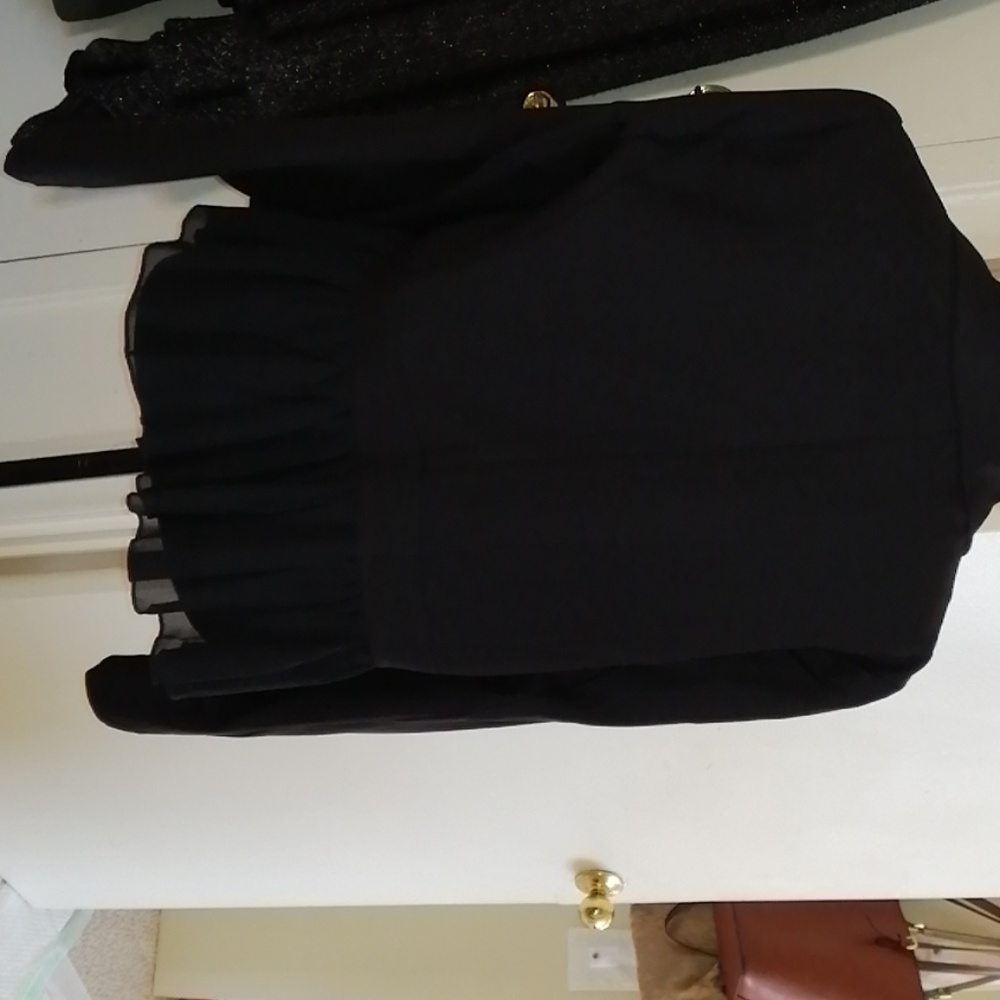 Blazer - Picture 3 of 3
